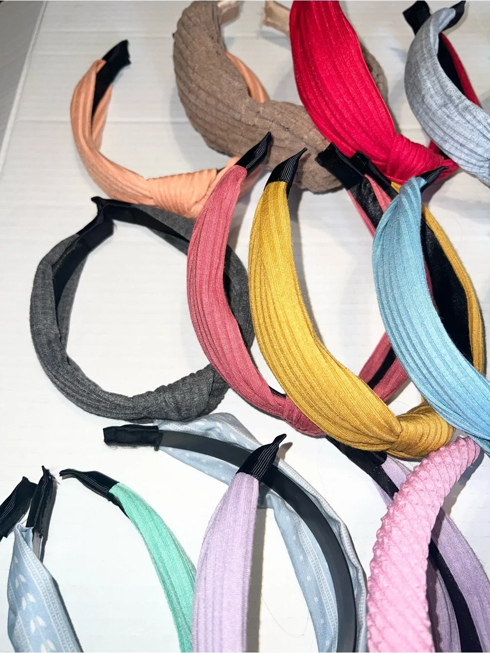 Lot of 16 headbands for girls